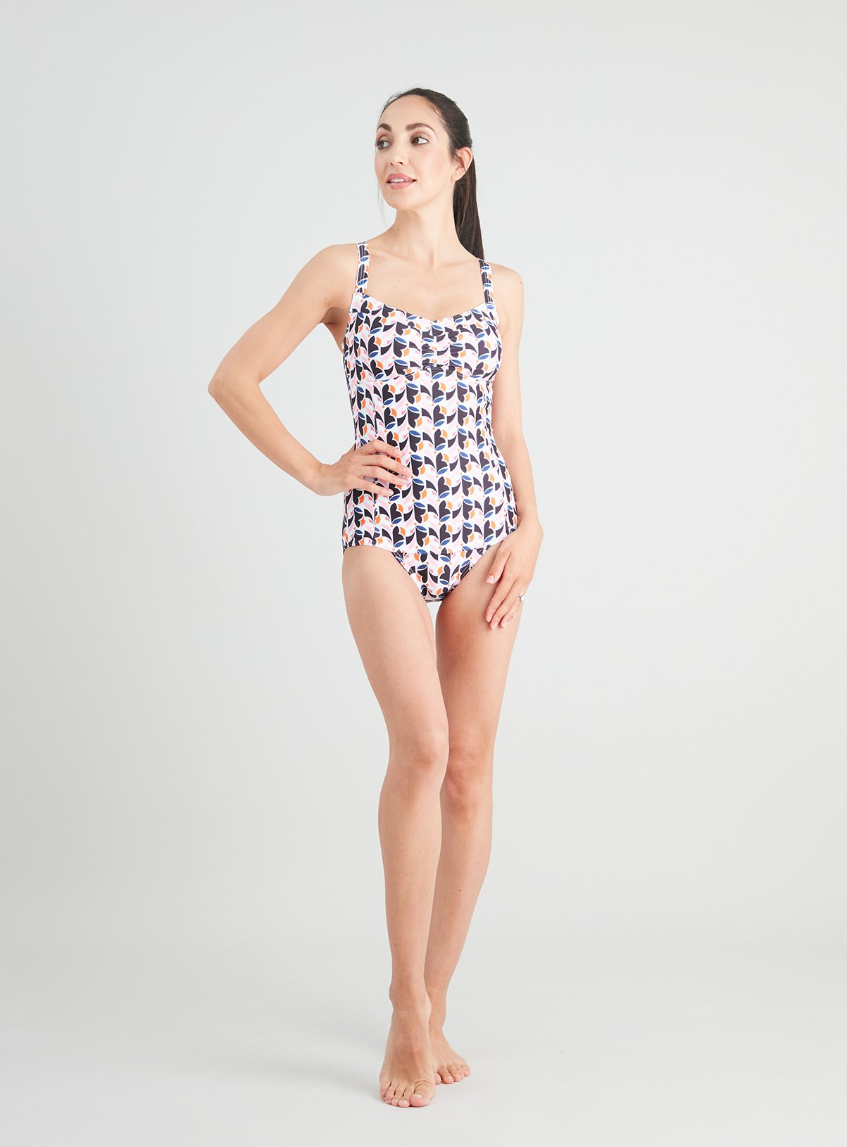 Geometric Print Low Leg Medium Tummy Control Swimsuit Review