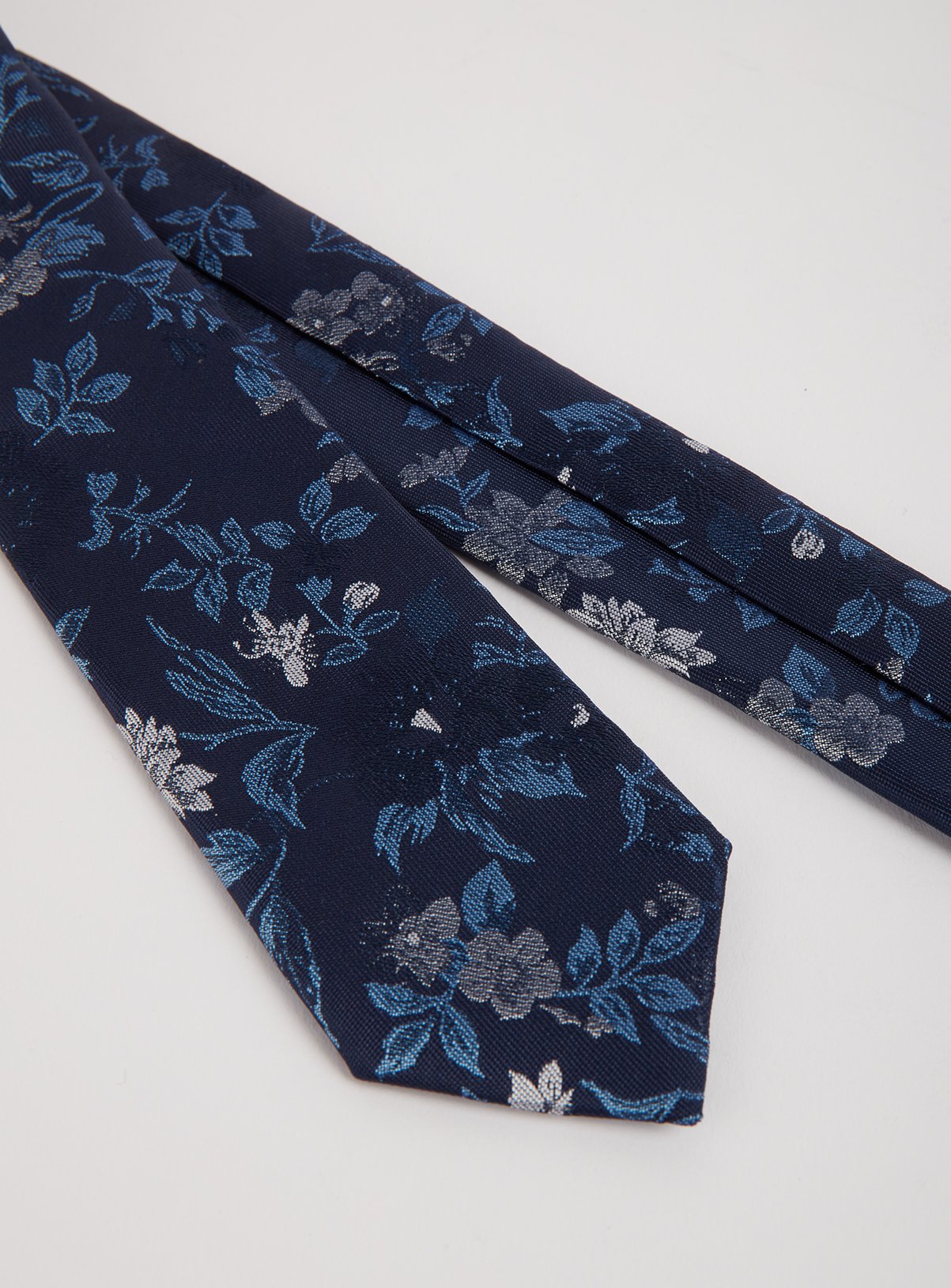 Navy Metallic Floral Print Slim Tie Review