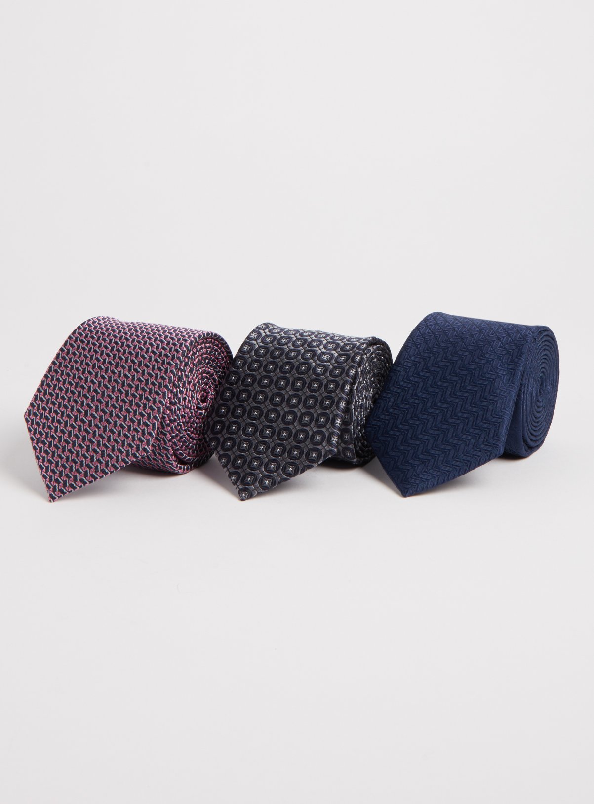 Navy, Grey & Pink Geo Print Tie 3 Pack Review