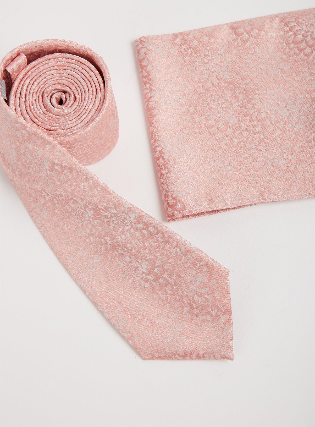 Mini Me Pink Floral Print Adult Tie & Pocket Square Review