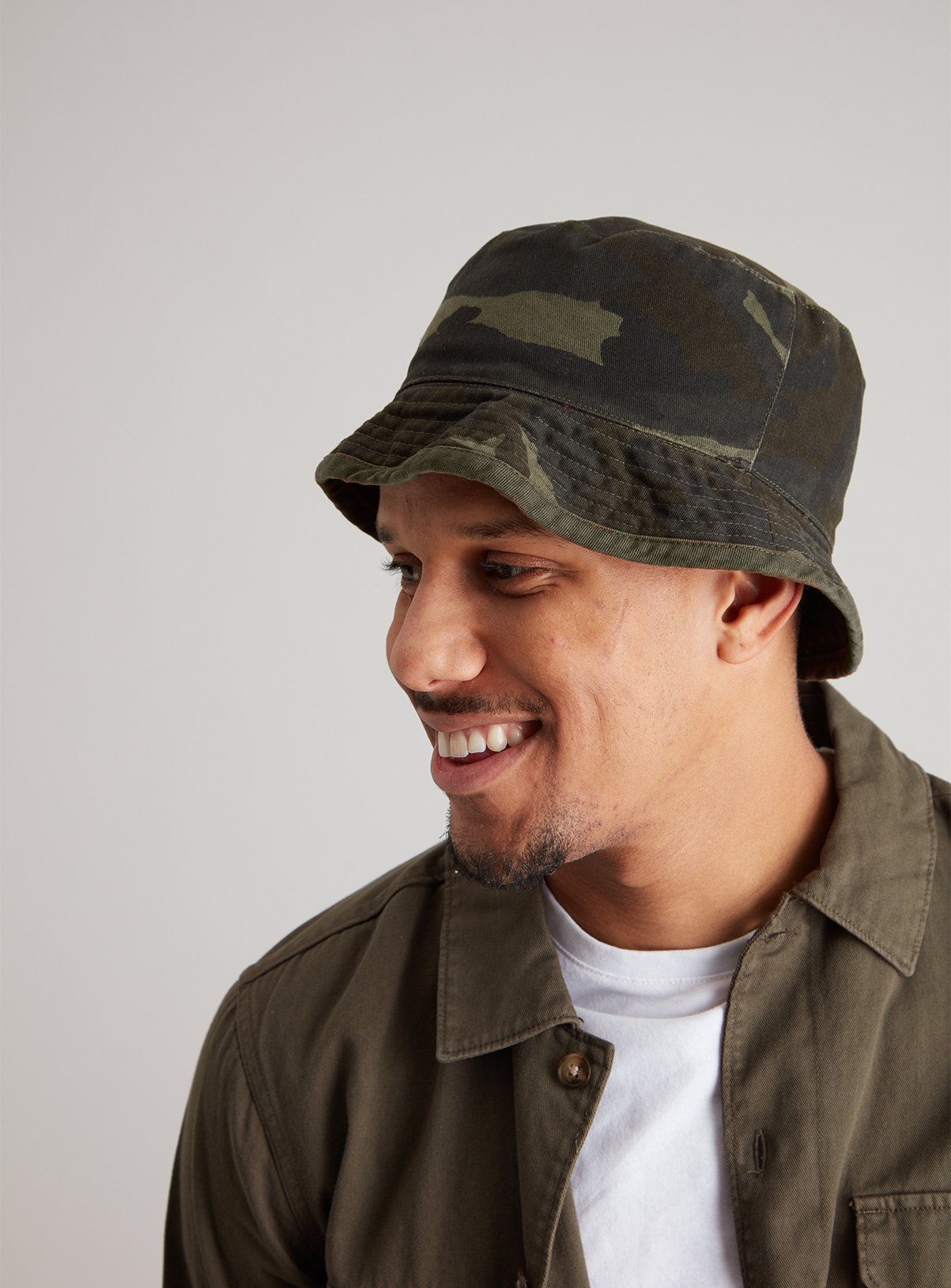 Khaki Camo Reversible Bucket Hat Review