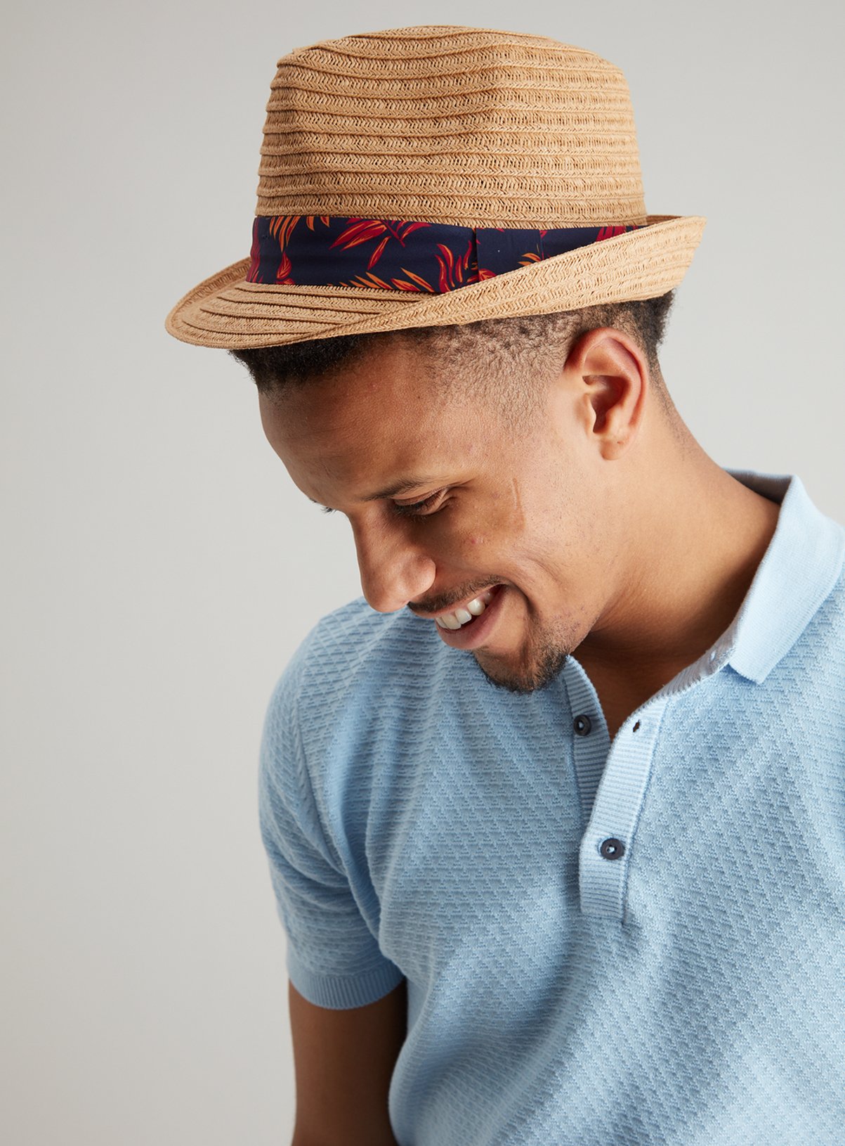 Dark Natural Straw Tropical Leaf Band Trilby Hat Review