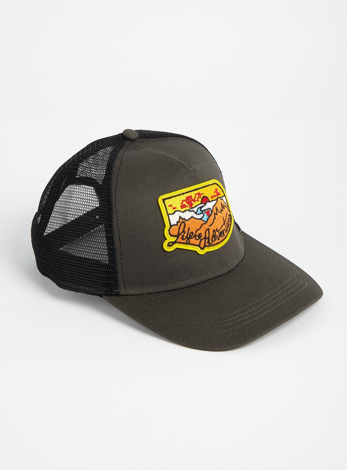 Charcoal Grey 'Adventure' Emblem Mesh Cap Review