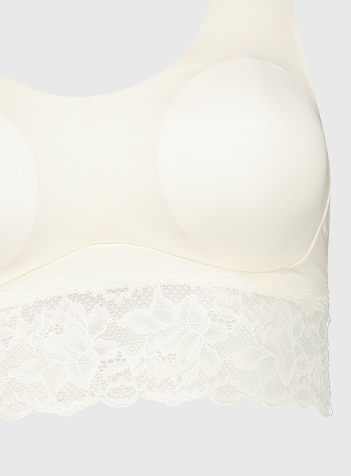 Ivory Lace Underband Invisible Bralette Review