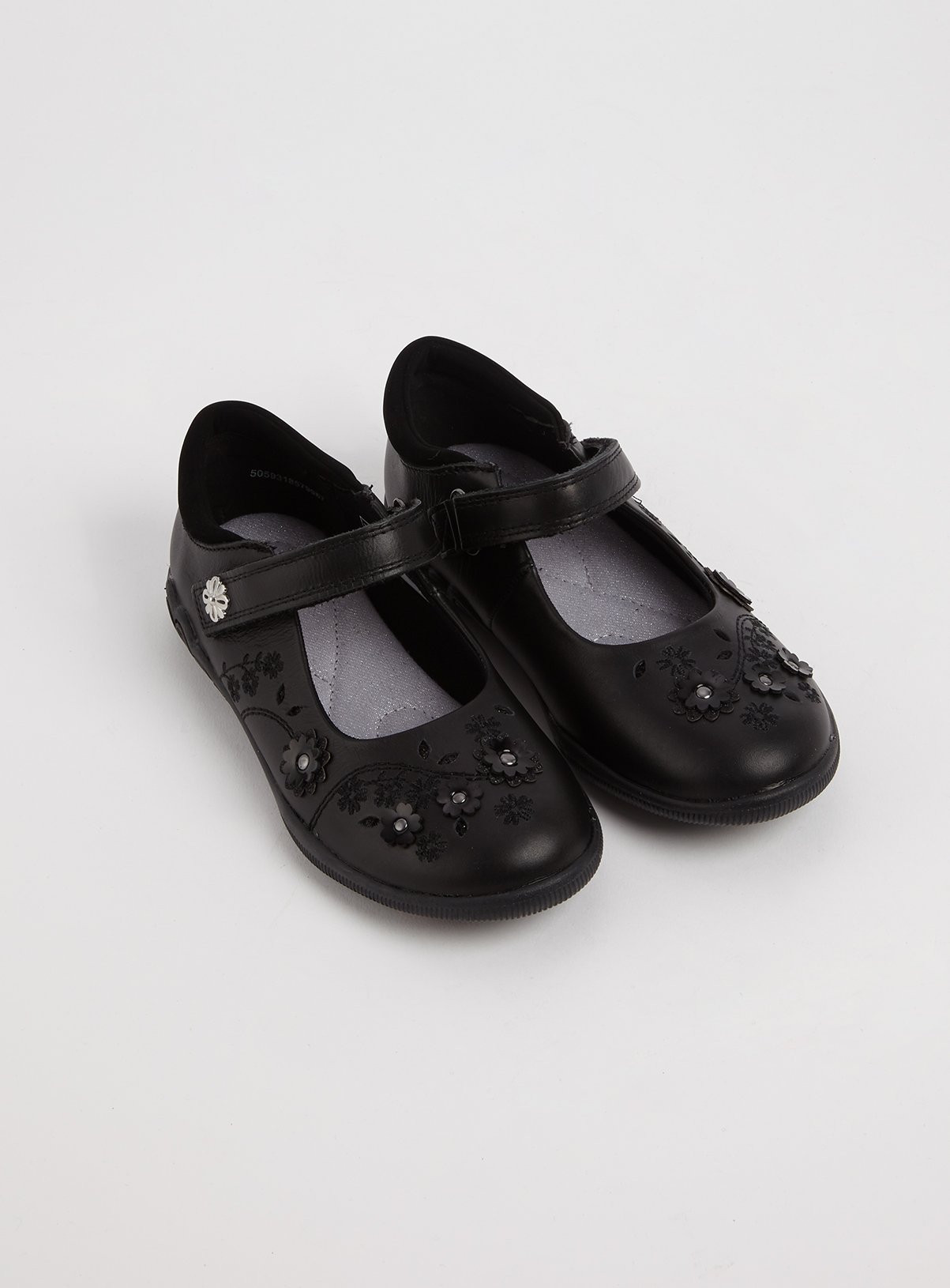 ladies black leather loafers size 5