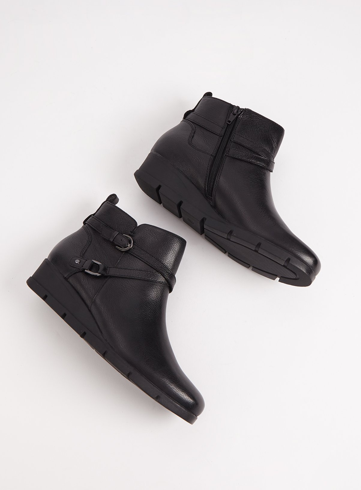 comfortable black leather boots