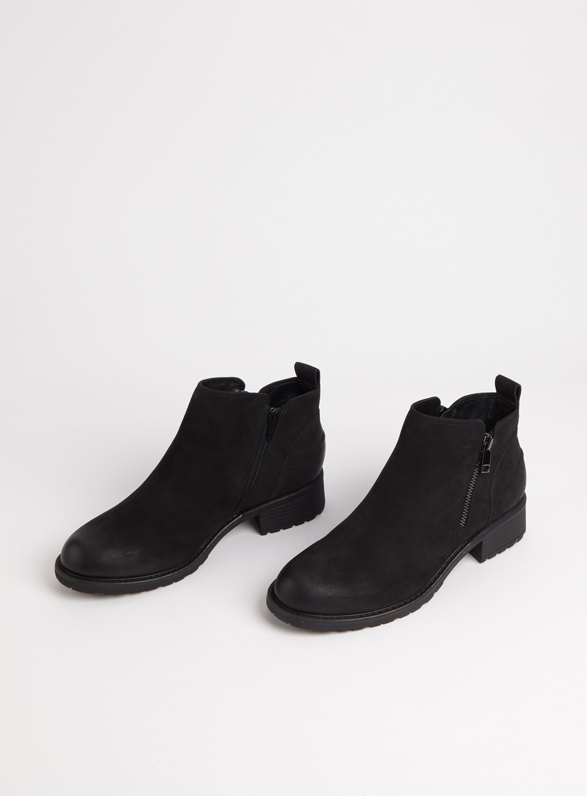 comfortable black leather boots