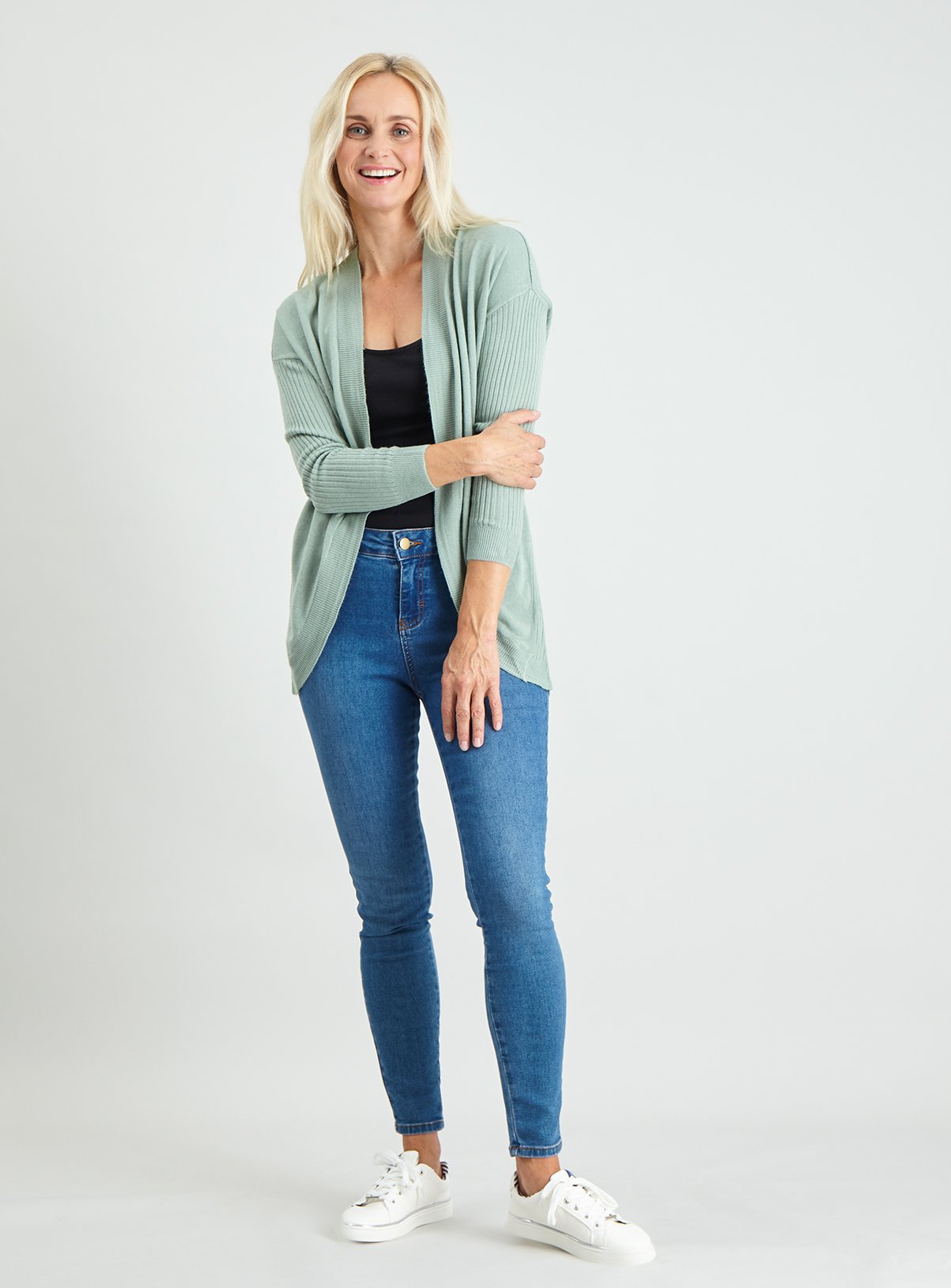 Green Soft Touch Curved Hem Cardigan Review