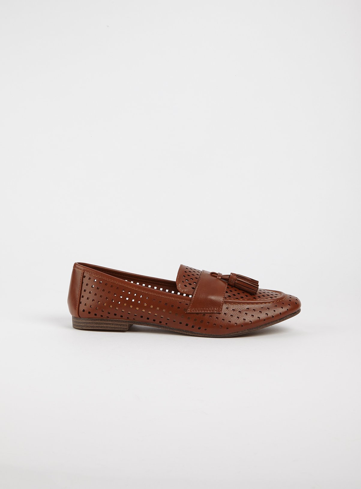 Sole Comfort Tan Tassel Loafers Review