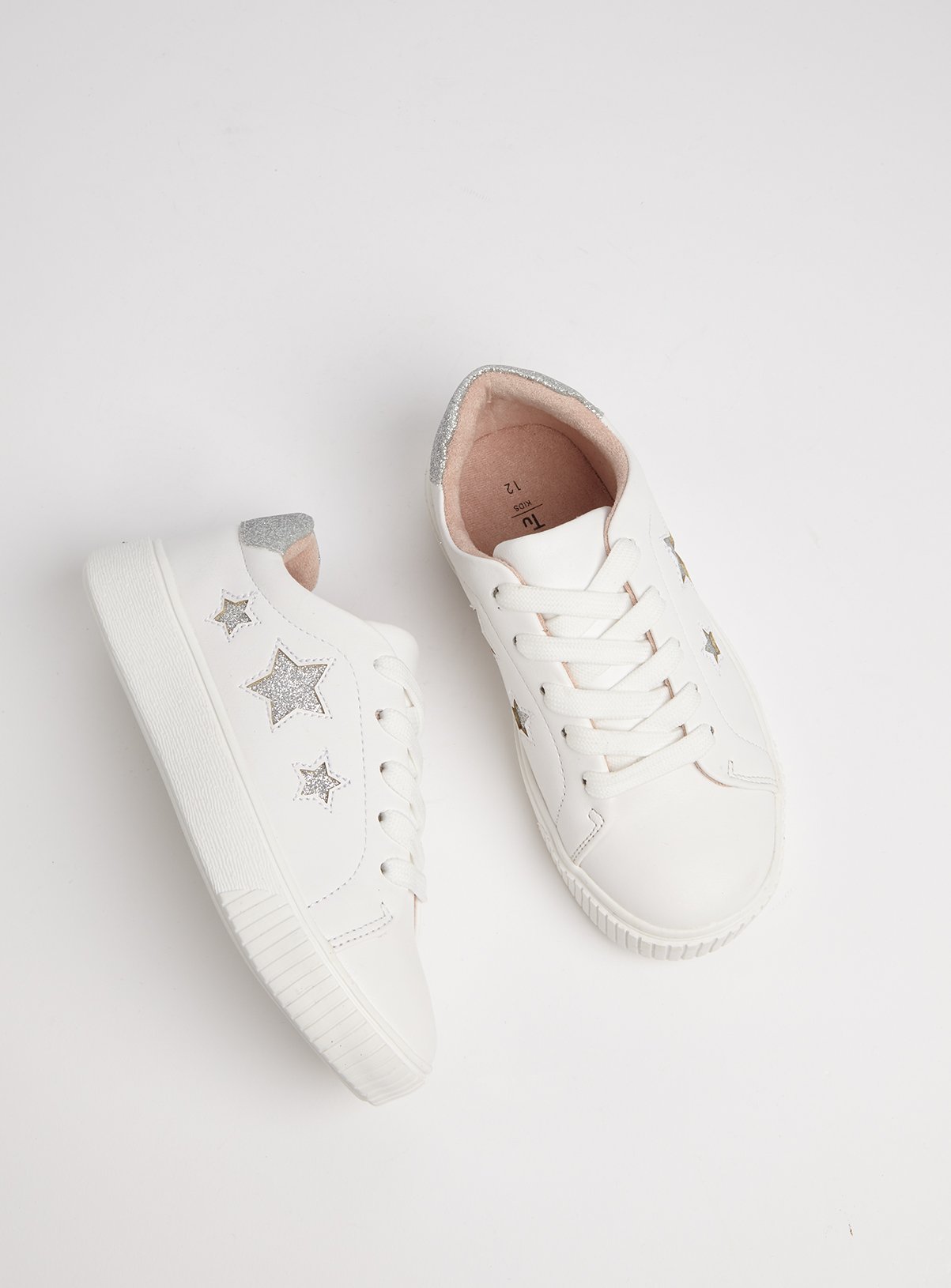 white trainers with stars on them