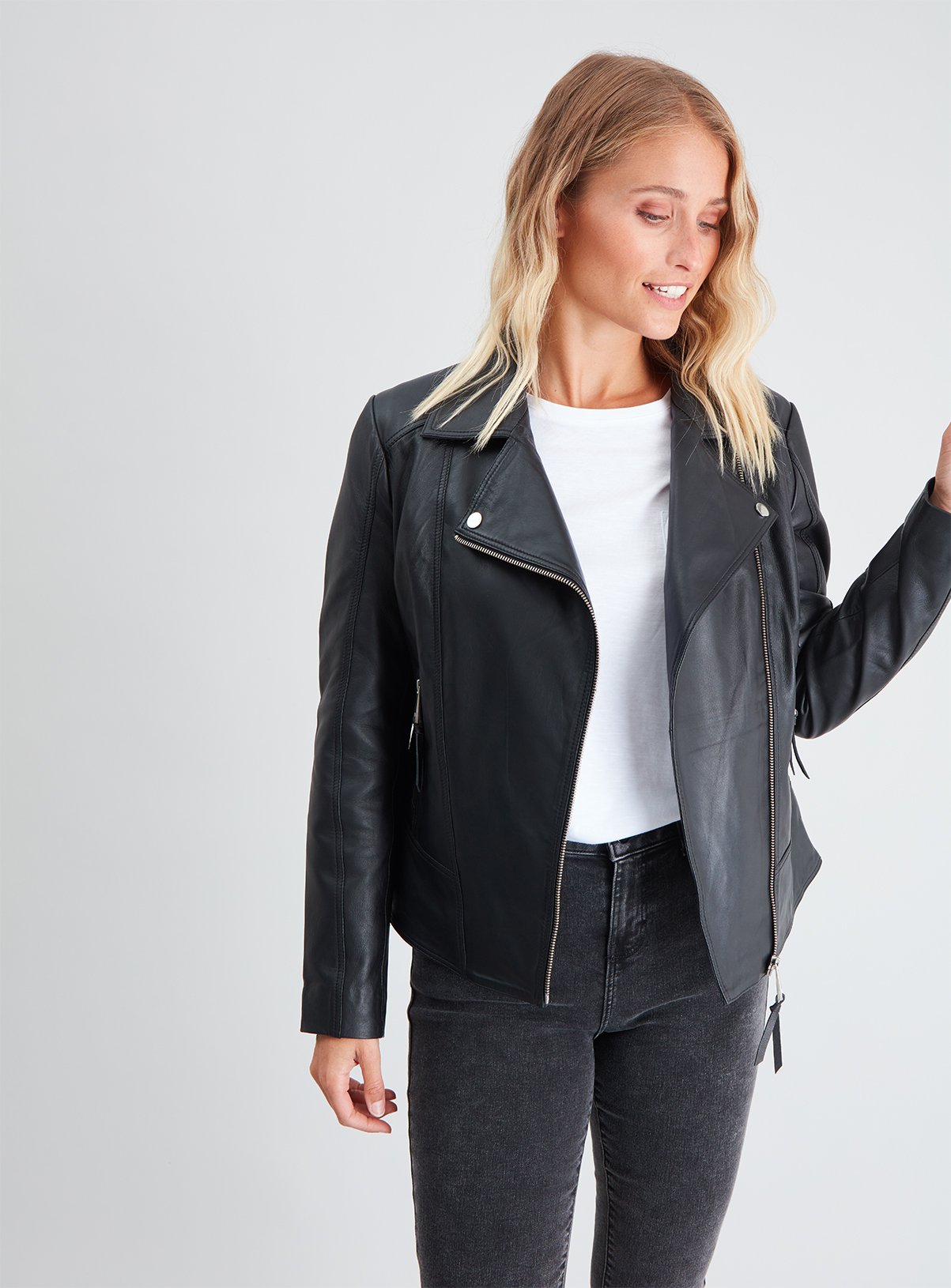 Black Leather Biker Jacket Review