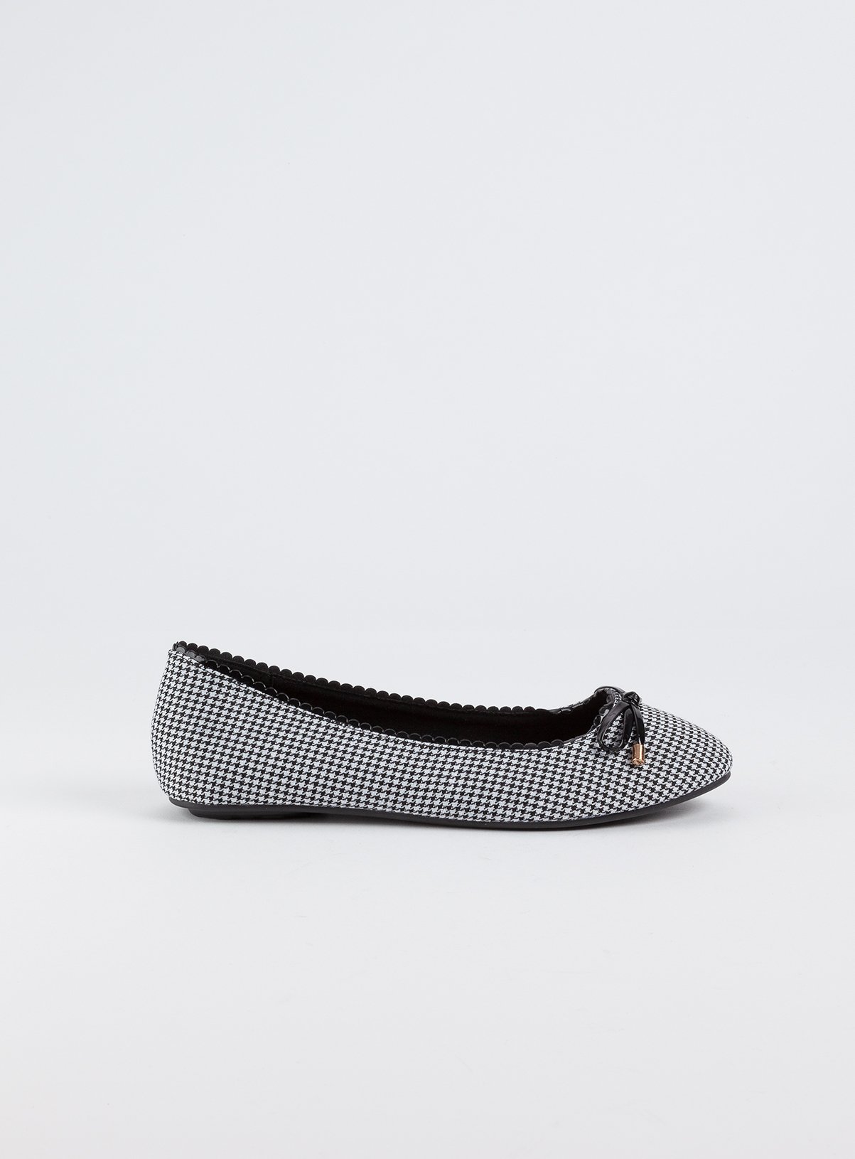 Dogtooth Ballerina Pumps Review