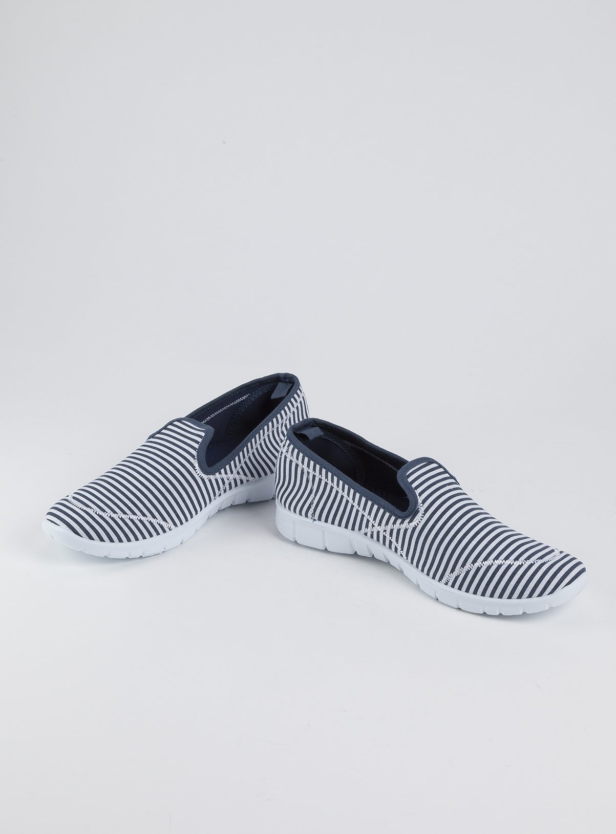 Sole Comfort Nautical Stripe Sporty Slip-On Review