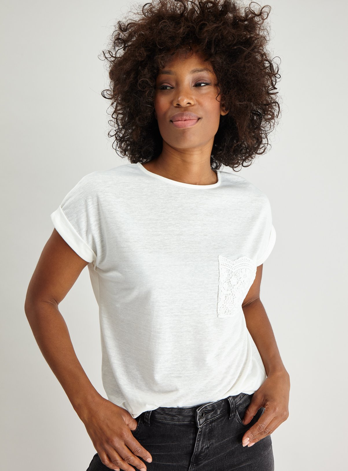 Cream Lace Pocket T-Shirt With Linen Review