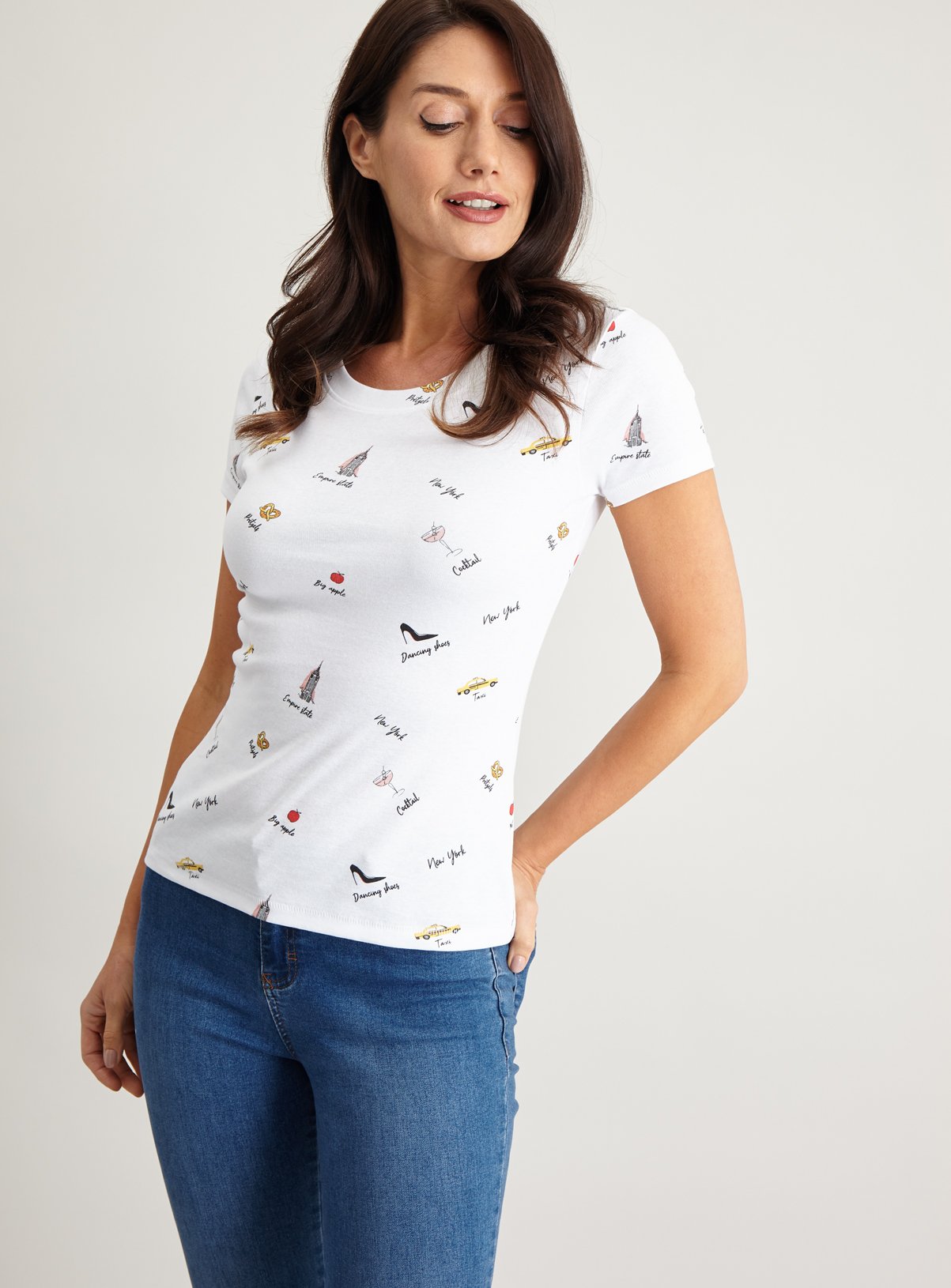 White New York Taxi Printed T-Shirt Review