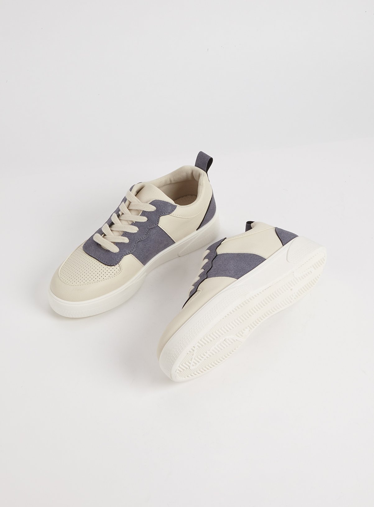 Colourblock Lace Up Casual Trainers Review