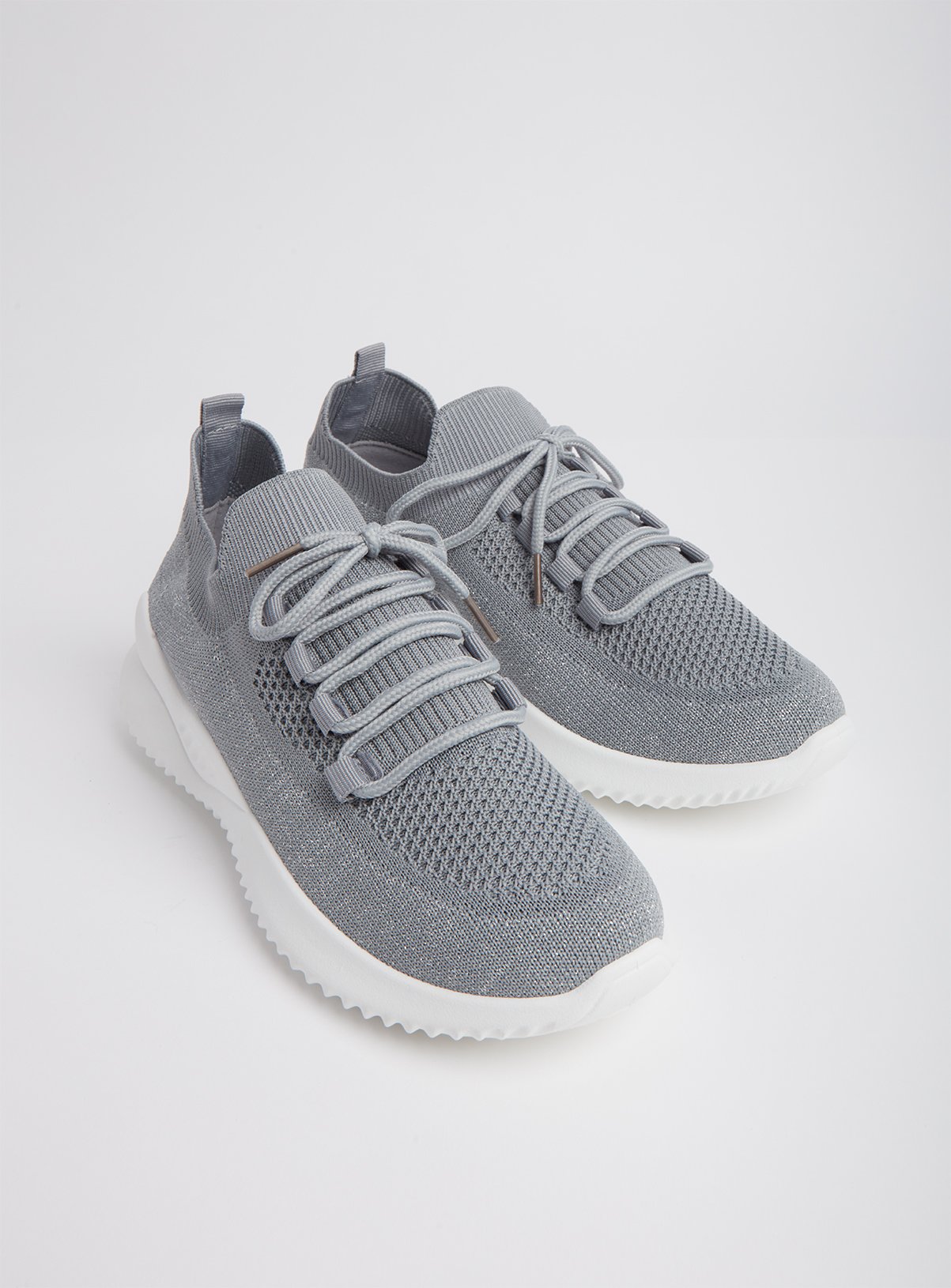 nike grey knit trainers