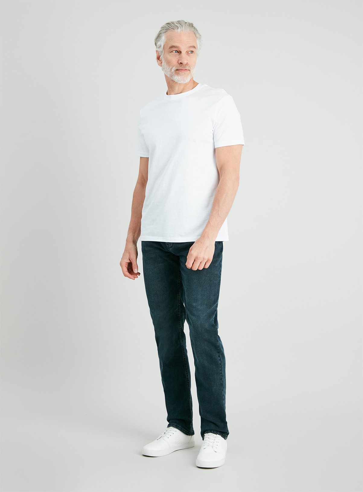 slim fit denim jeans