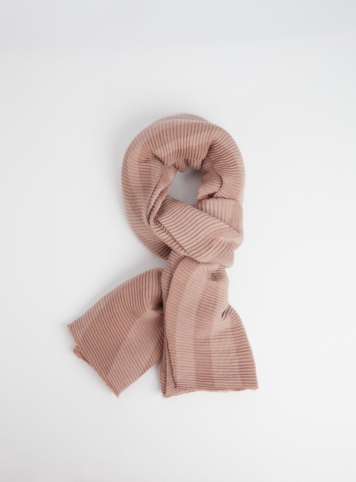 Pink Tonal Ribbed Scarf Review