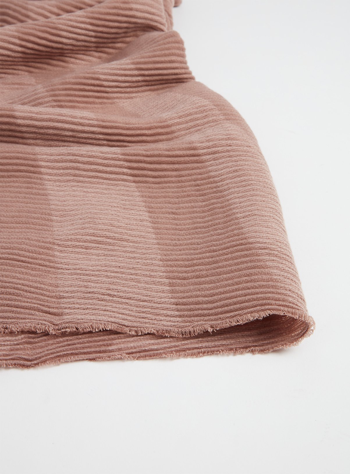 Pink Tonal Ribbed Scarf Review