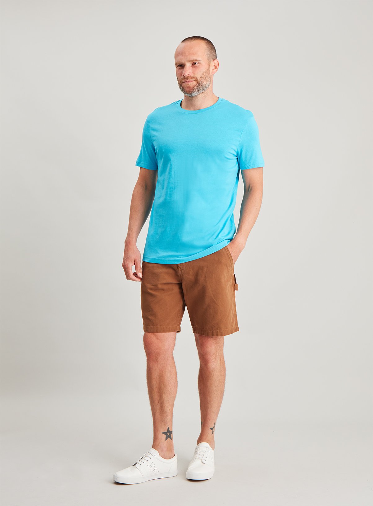 Neon Blue Crew Neck Regular Fit T-Shirt Review