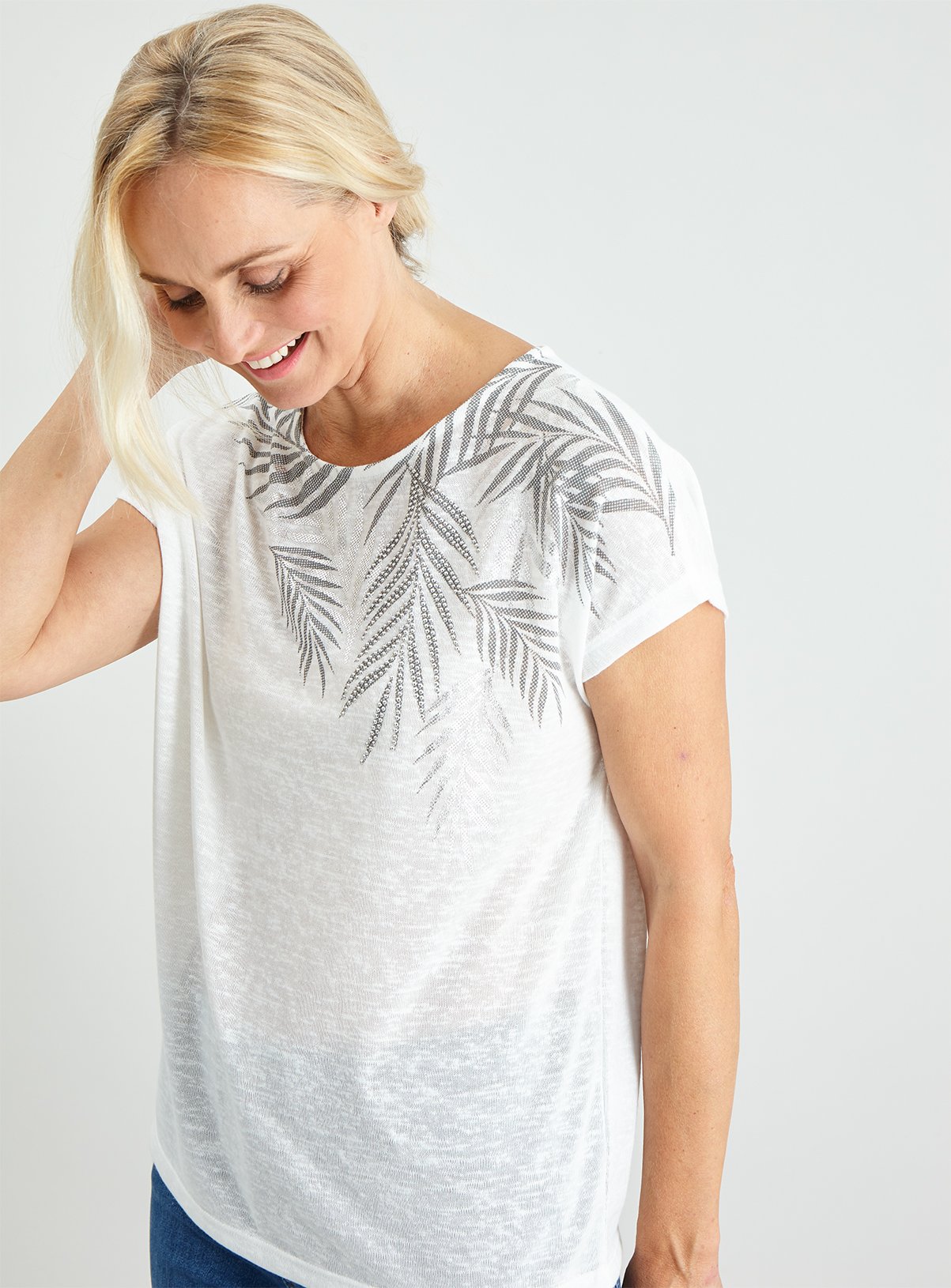 White Leaf Graphic Short Sleeve Top Review