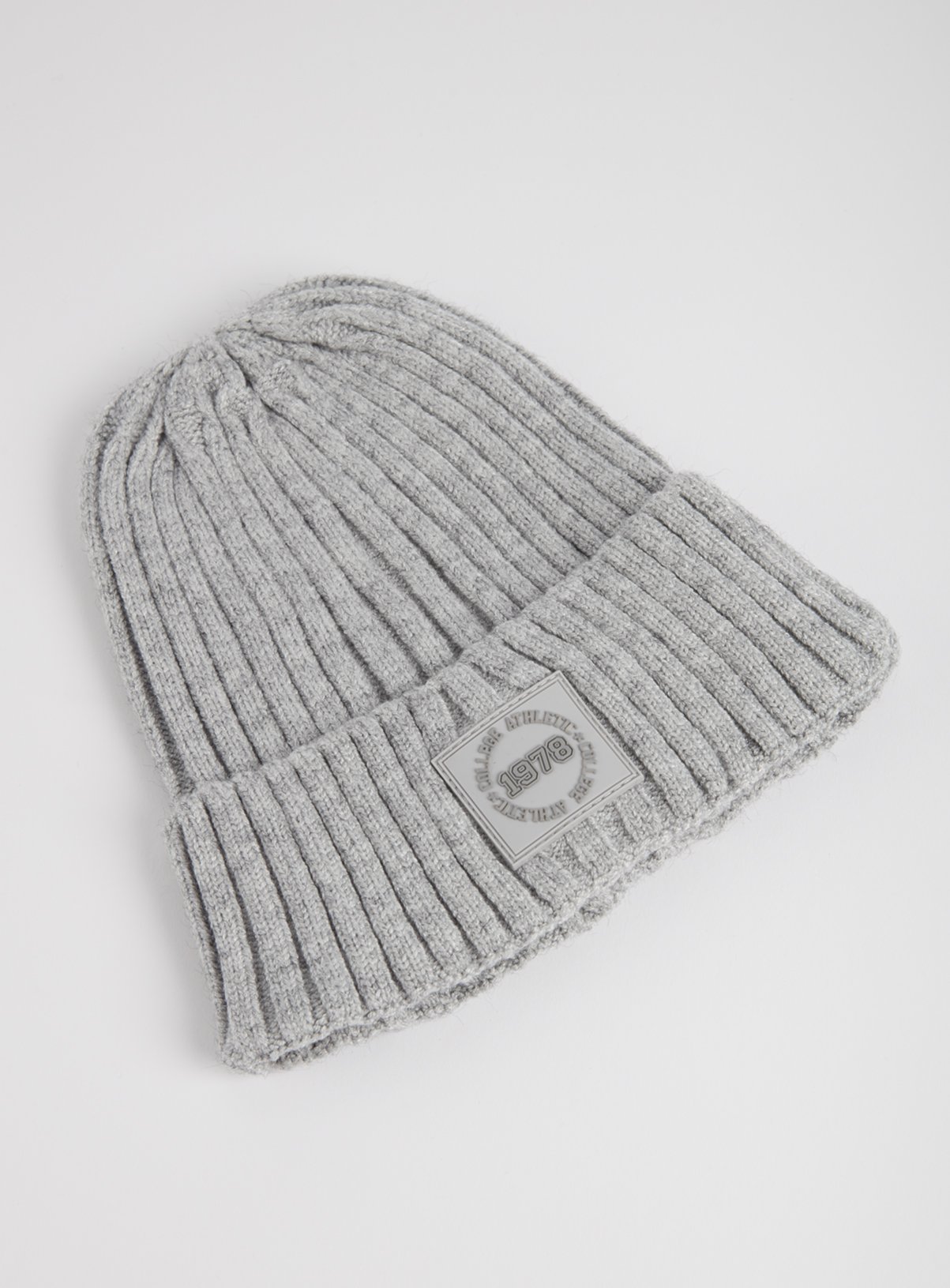 fitted beanie hats
