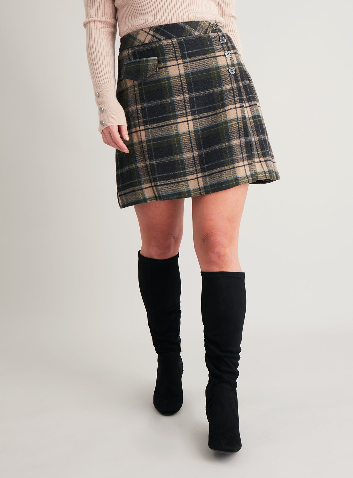 kilt style skirt