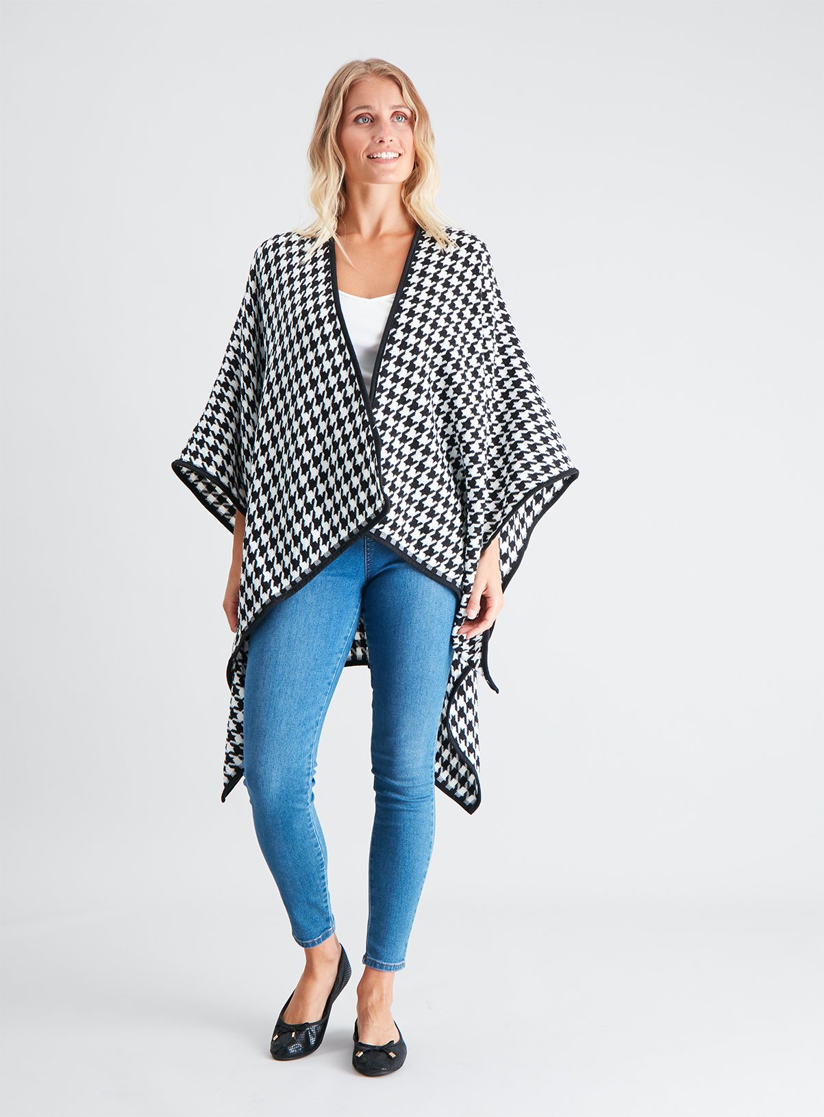 Dogtooth Check Cape Review