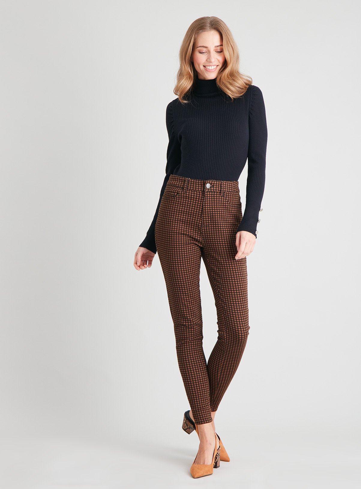 tan skinny jeans