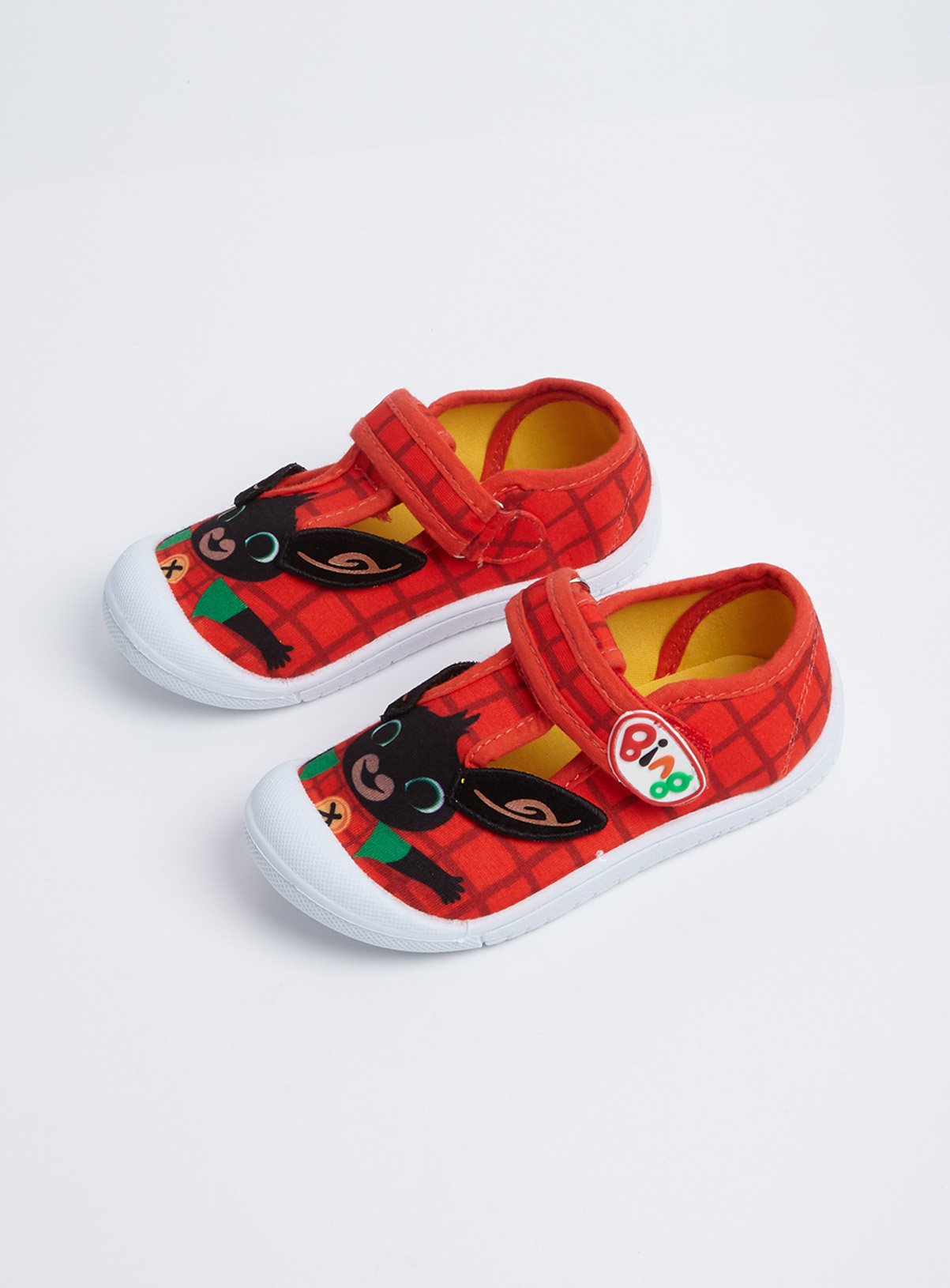 infant red trainers