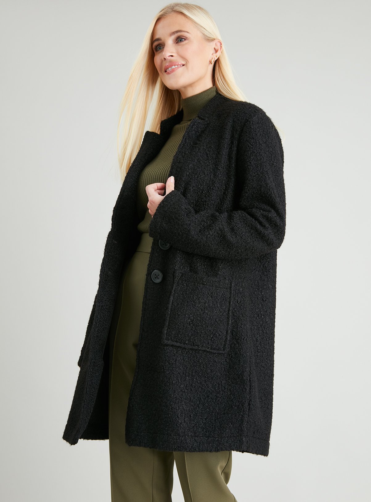 black boucle coatigan