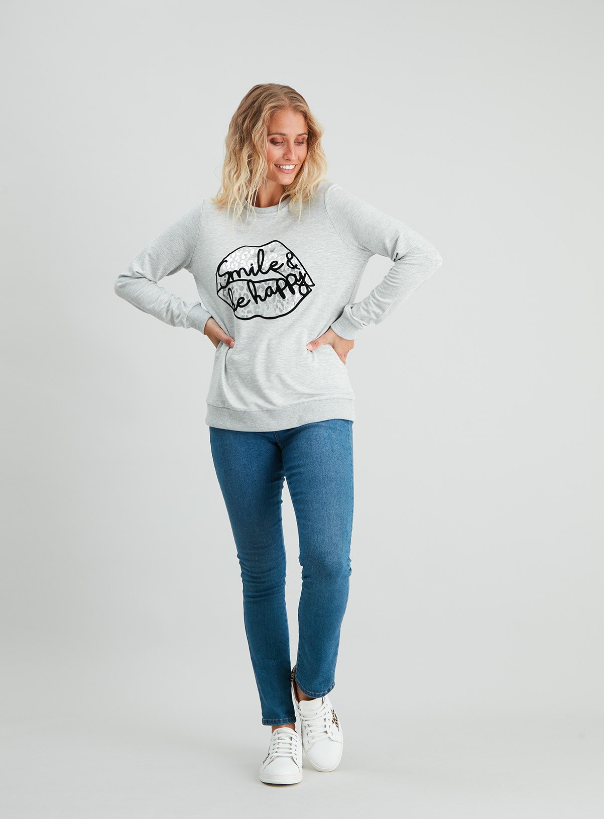 Grey 'Smile & Be Happy' Sweatshirt Review