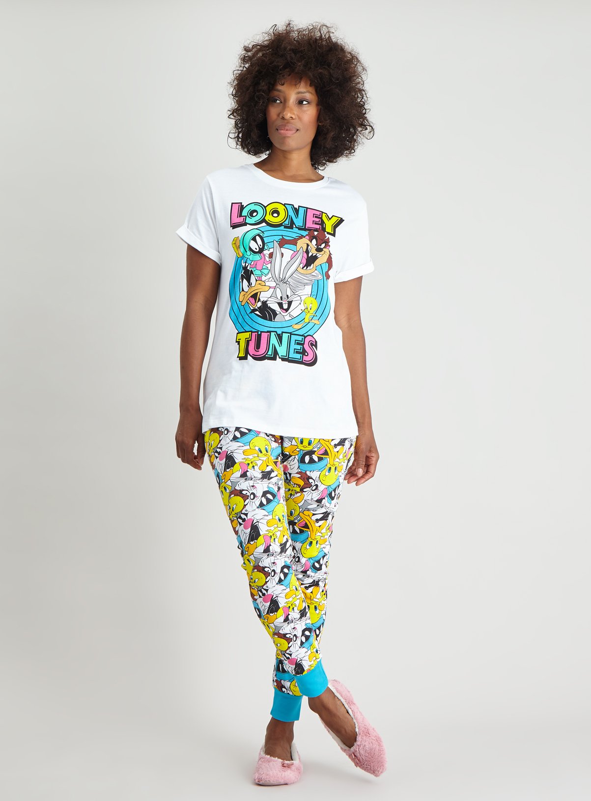 Looney Tunes White Pyjamas Review