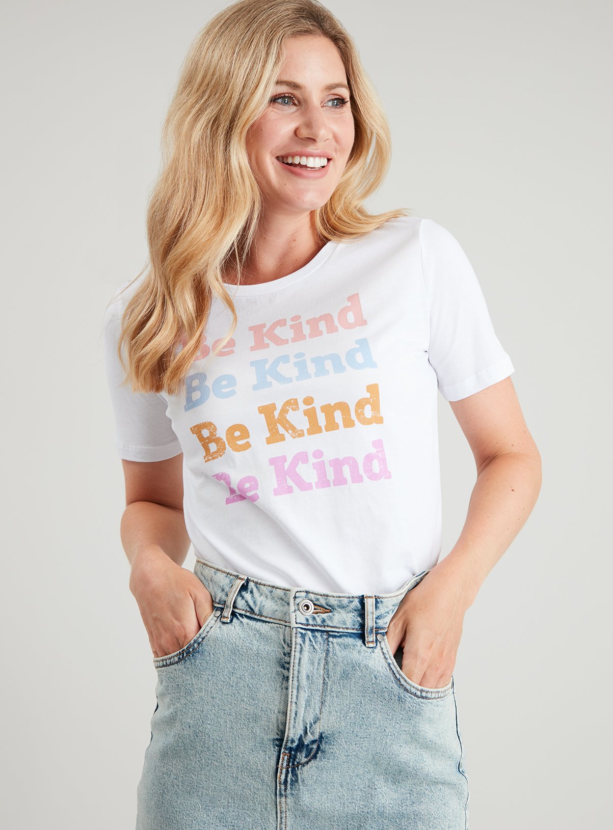 Mini Me White 'Be Kind' T-Shirt Review