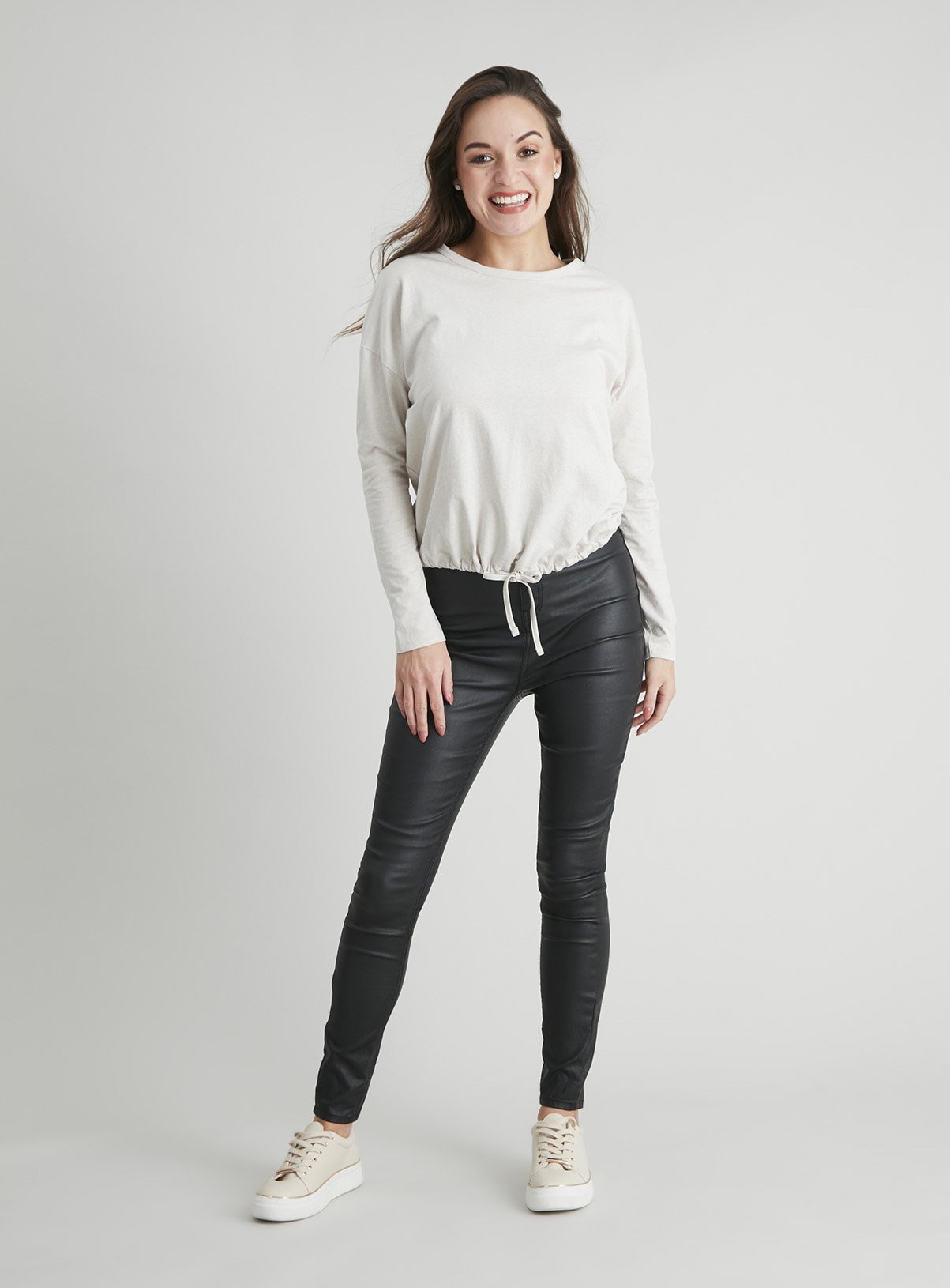 cream bubble hem top