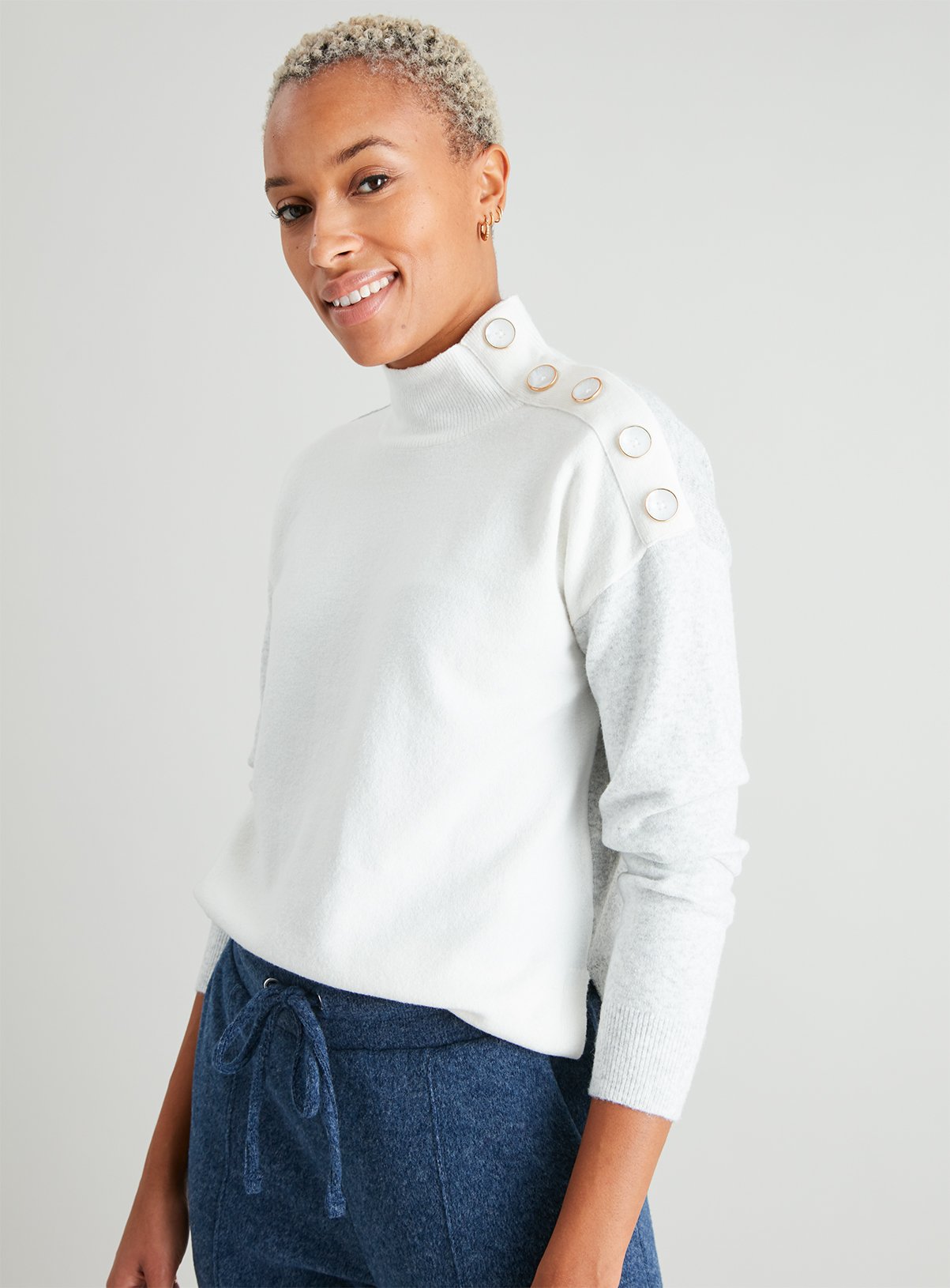 button shoulder jumper