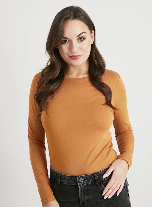 Camel Luxe Long Sleeved Top - 26