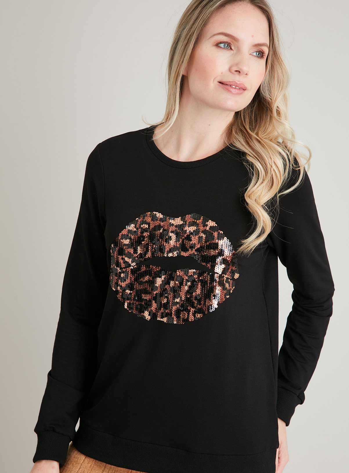 sequin lips sweatshirt