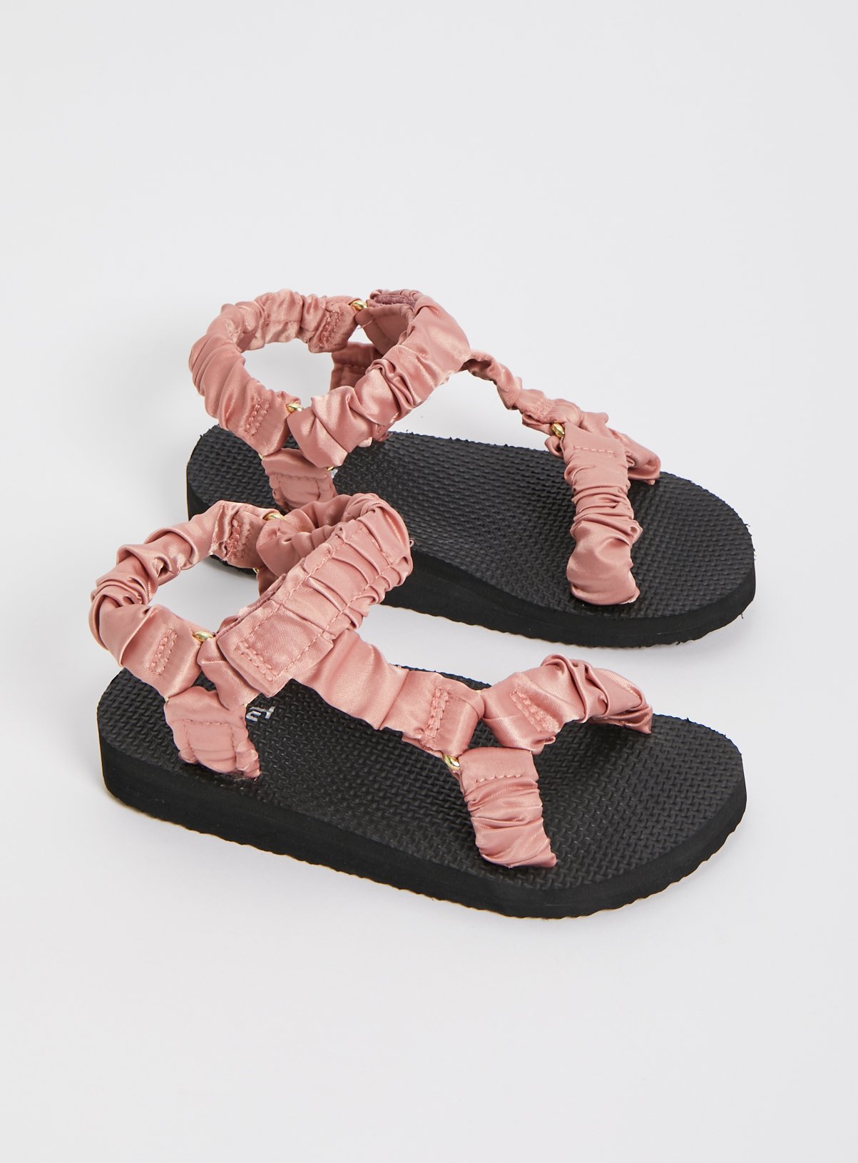 fish flops