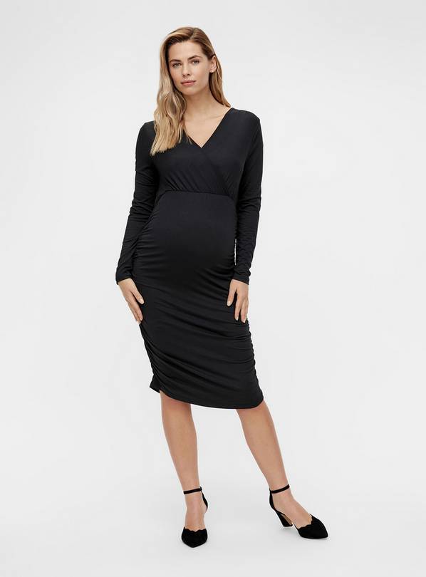 Maternity dresses hotsell in store