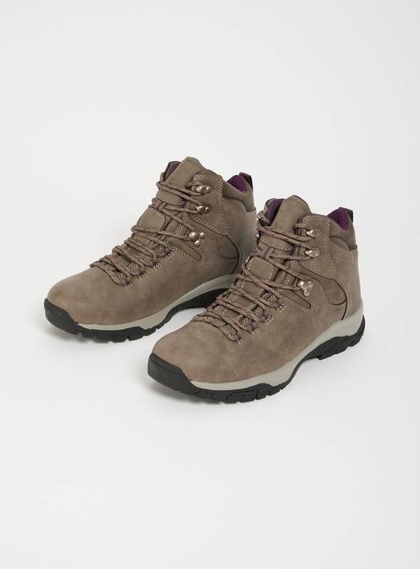 Sole Comfort Brown Water Resistant Hiker Boots - 6