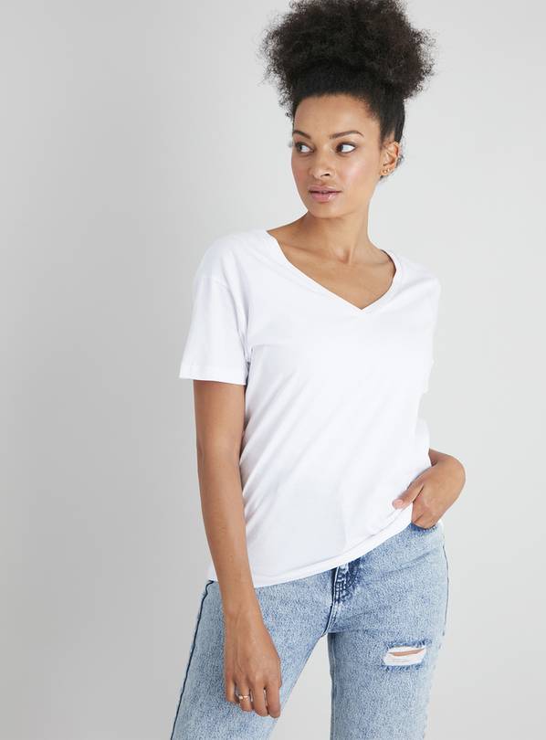 Buy White V-Neck T-Shirt - 26 | T-shirts | Argos