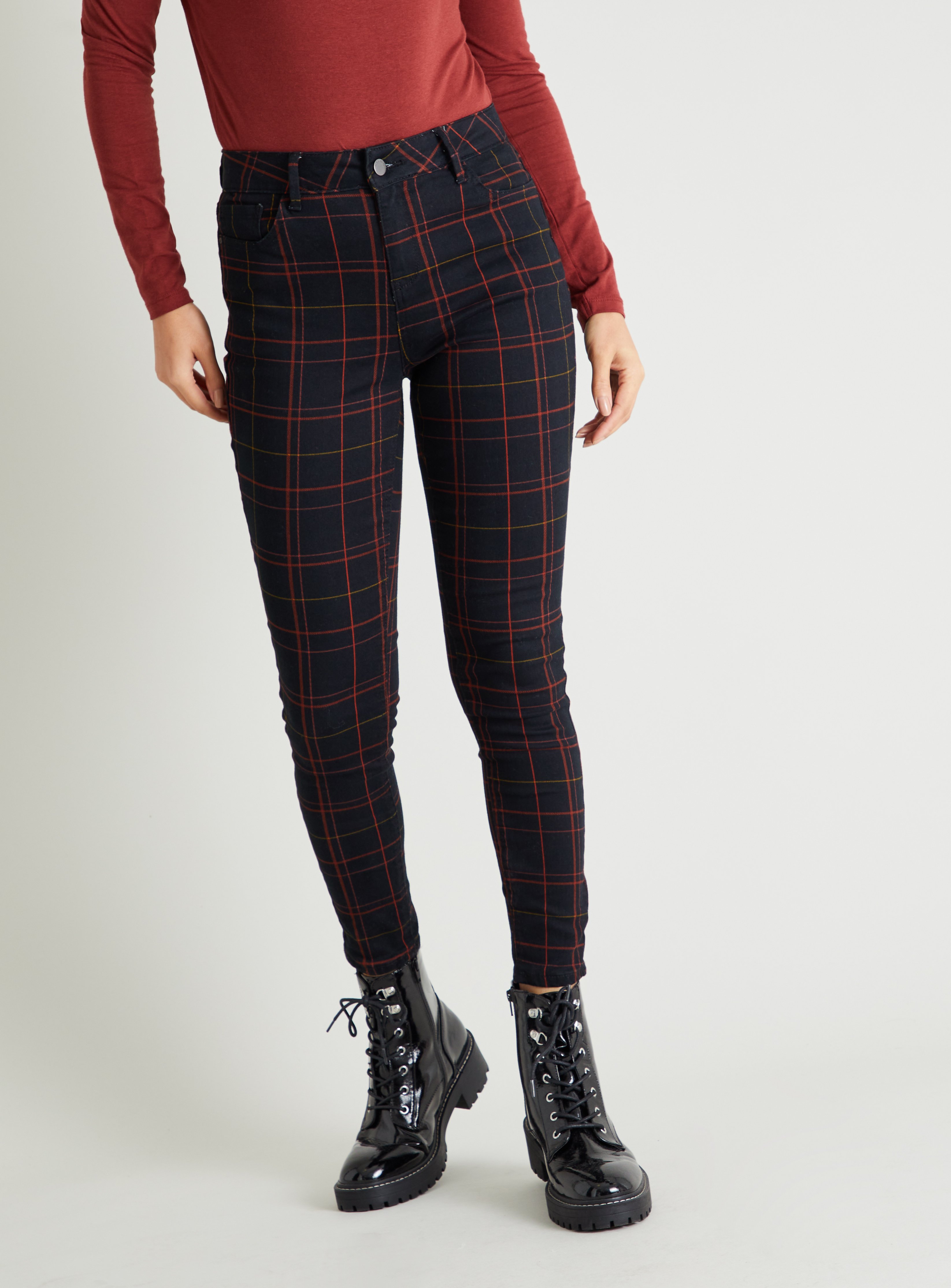 berry coloured skinny jeans