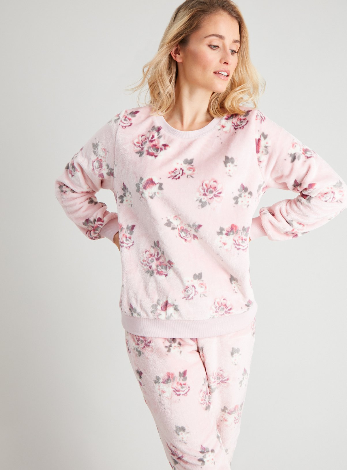 fluffy nightwear