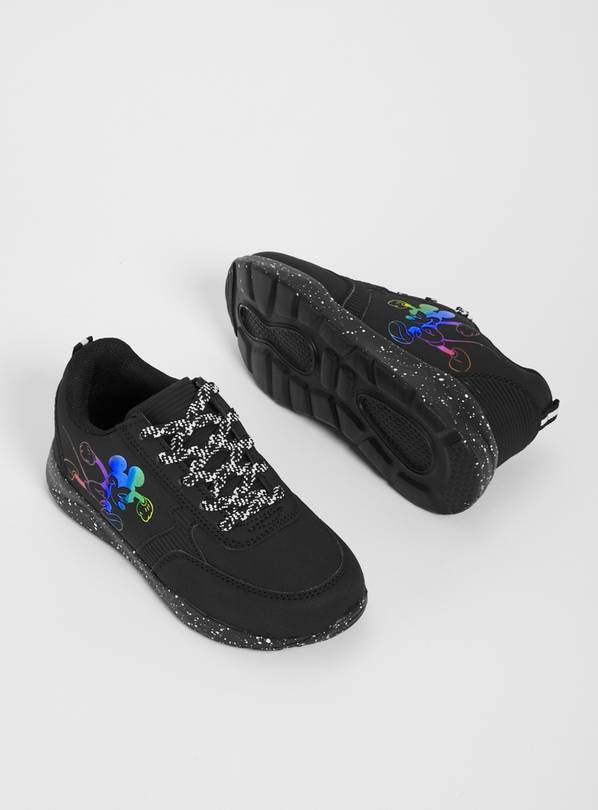 Nike hot sale disney trainers