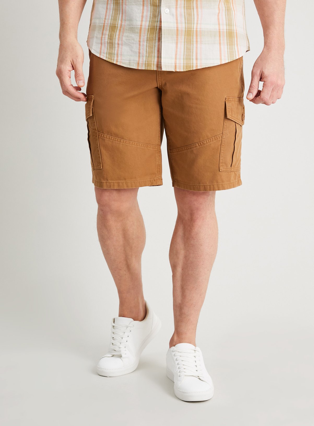 36 short trousers