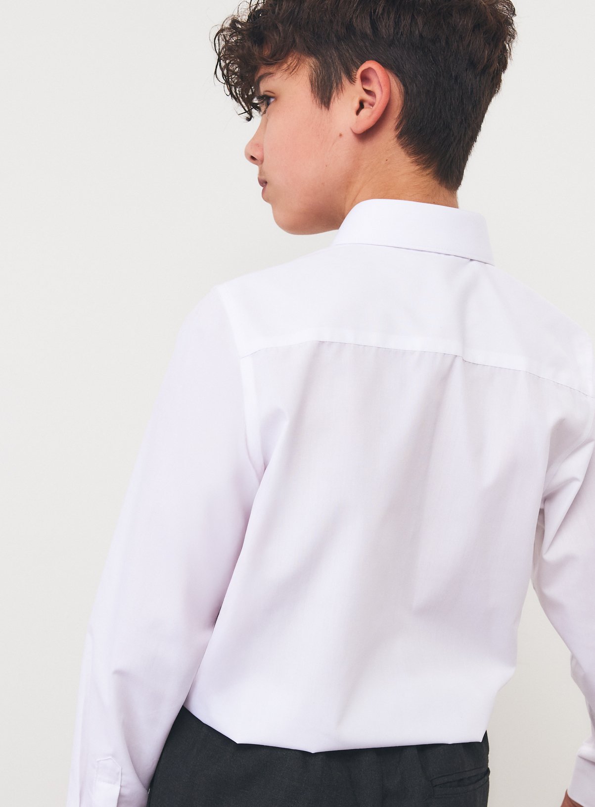 White Polyester Cotton Easy Fasten School Shirts 3 Pack 6 years - Image 6 thumbnail