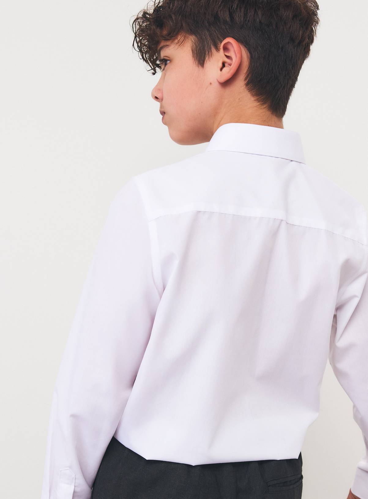 White Polyester Cotton Easy Fasten School Shirts 3 Pack 6 years - Image 6