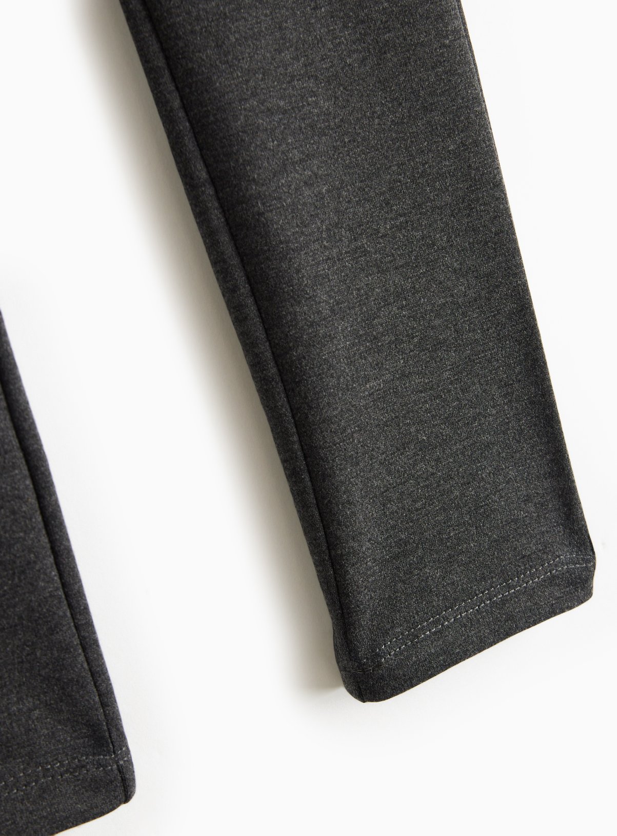 Grey Jersey Skinny Trousers 2 Pack 4 years - Image 4 thumbnail